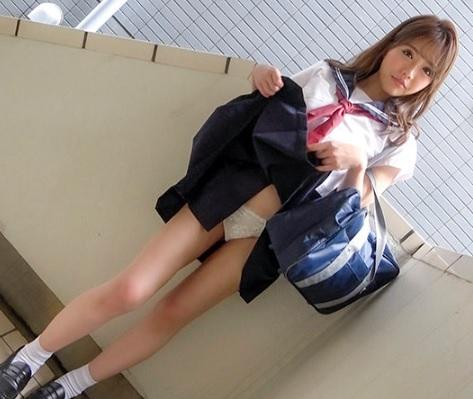 ［中出し×女子校生］巧みなテクニックで男性を喜ばせ、飽きさせず、大量発射へ誘ってくれる可愛い子