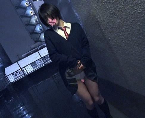 ［お漏らし×女子校生］類は友を呼ぶのか？惹かれあったらやっぱりプレイも相性の良かった可愛い子