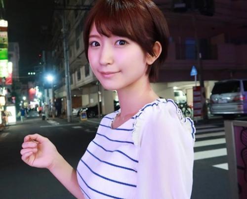 ［連続中出し×美少女］ 年中発情したドエロイ姿で精液で汚れることに興奮し射精を待ち焦がれる可愛い子