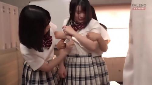 Onft-001転校生18+は、イラマチオが大好きな残酷な先生におもちゃにされます七日間口腔は中空の喉に精液を飲み込むことにつながります夏樹ひかる