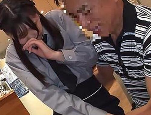 バイト店員×脅迫レイプ★【号泣JK】『早く舐めろ、コラァ！』怖くて泣きながらフェラチオする肉便器女子《ハメ潮噴射》