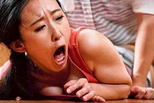 《ながえスタイル》『奥さん、欲求不満なんだろぉ？』犯されてるのに久しぶりにチンコ貫通して絶叫イキ《熟女レイプ》