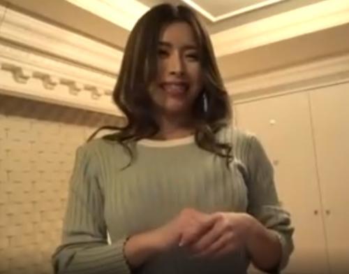 【人妻】『責められたいし…責めたい♡』スタイル抜群！巨乳おっぱい！色気溢れる美人妻とエロエロセックス！ｗｗ