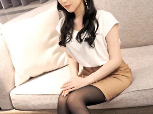 ＜秘書美女×素人＞三十路前★色白くびれエロ尻！知的アラサー美人秘書さん※イキ潮ダダ漏れ淫美ま◯こでド卑猥交尾！
