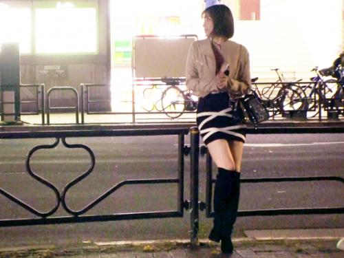 ＜巨乳美女×素人＞超乳エロボディ★淫尻！ミニスカブーツのパンチラ美女さん※潮吹くガクブル痙攣ま◯こでド変態交尾！
