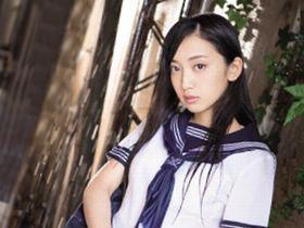アイドルみたいな女の子が豪雨に会って下着が透け透け！我慢できず公衆トイレに連れ込んで凌辱レイプ！