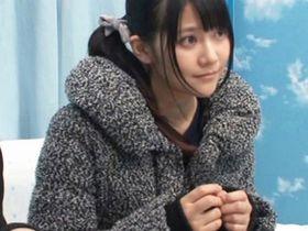 ナースの卵だから困ってる人を放っておけないタイプ！？20才の看護学生がすぐに発射してしまうダメチン治療のお手伝い！
