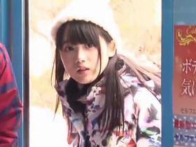 ＜素人＞アイドル級の可憐さ！卒業旅行で幼馴染に中出しされて泣きそうな短大生ｗマジックミラー号