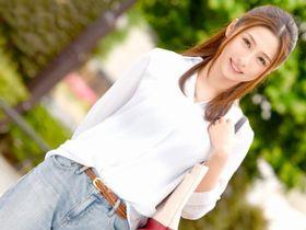 あやか（25）ボッキ乳首が卑猥すぎ！マッサージ中に欲情した若妻が中出し懇願！マジックミラー号