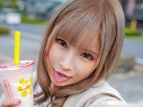 ＜個撮動画＞常にカメラ目線のエロすぎるハメ撮り！SNS映えを意識するイマドキギャルがマジックミラー号に興味津々ｗｗ