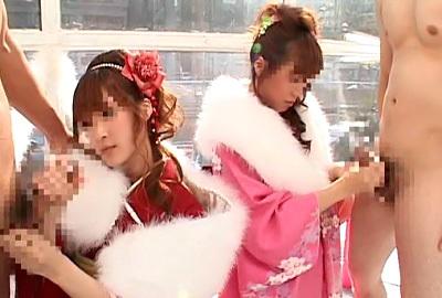 成人式でテンション上がった振袖女子大生をMM号に連れ込んで・・・