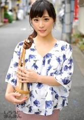 感度の良い乳首はすぐに勃起し表情もエロくいやらしいデカ〇ン施術しにガンガン突かれ連続で中出し満足そうな美人人妻