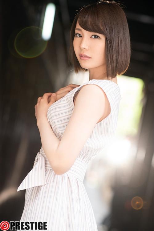 鈴村あいり　ひたすら生でハメまくる終らない中出し性交お口やマ○コにチ○コを挿入ガッチリ締め付けるマ○コを味わい