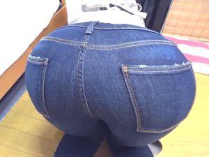 ピタパン！38歳の巨乳巨尻な人妻熟女家政婦がｷﾀ！センズリから着衣バック即ズボ！いきなりSEX！巨根で騎乗位や寝バック！