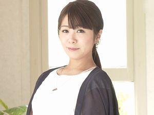 清楚な人妻熟女がAVデビューして初撮り！大人しそうで不定期で不倫中！他人棒で騎乗位やバック、中出しハメ撮り！藤沢美沙希