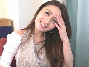 スーパー美女！数珠つなぎ素人ナンパ企画！ハーフ美乳美尻CA！エッチ美人お姉さんがフェラ・クンニ、ディープキス騎乗位バック