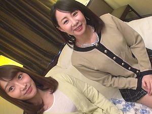母娘ナンパ！四十路44歳の童顔巨乳な可愛らしい人妻熟女ナンパ！娘と一緒に他人棒フェラ3P乱交！親子丼、中出しハメ撮り！