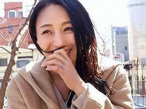 素人40歳！美魔女な人妻GET！四十路の奥さんが不倫セックス！他人棒フェラ69クンニ騎乗位バック正常位ハメ撮り！人妻熟女