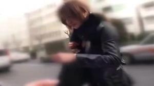 【素人】買い物中の激かわ人妻をゲット！！お金で釣ってハメちゃう