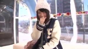 絶妙に可愛らしいロリ系S級素人をナンパ中出し！！