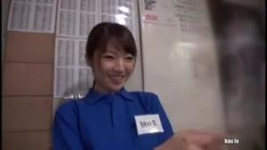 【素人ナンパ】可愛いなぁ〜と思っていた店員をナンパ！！