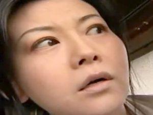 ◆四十路/母子相姦◆「あっ！だめよぉ...」完熟ボディを息子に晒しオナニー挑発する母！禁断の不倫情事で息子の肉棒を激挿入！