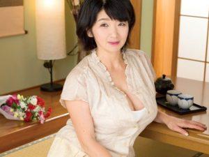 ◆五十路/母子相姦◆「こっちへいらっしゃい♡」クッソデカい純白乳房揺らし《息子と禁断情事》勃起がおさまらない過激ボインママ
