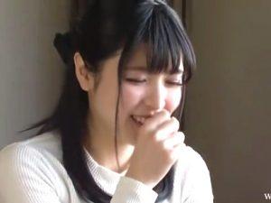 ◆激撮/人妻ナンパ◆清楚でおっとりな若妻が純白美肌ボディ晒しオナニー⇒チンポ挿入懇願//喘ぎ声デカ過ぎ＆連続絶頂ｗｗ