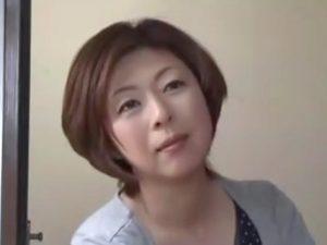 ◆五十路/NTR◆性欲旺盛な豊満ムッチリ熟女！玄関先で男を誘惑//柔肌敏感ボディくねらせ巨尻ぶち込み喘ぎ狂いの日々！！