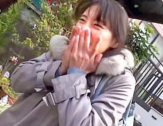 【五十路/NTR】恥ずかしがりの熟女妻をナンパして即ハメW「おばさんでいいの？」久しぶりのSEXにカメラの前で喘ぎ絶頂！