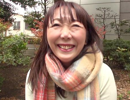 【人妻ナンパ】59歳...性欲旺盛！！！『壊れちゃうよぉぉぉ（汗』ヨダレ垂らして馬乗りピストンデカ尻に濃厚精子種付けｗｗ
