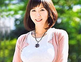 【六十路/母子相姦】還暦母のオナニー姿に息子が興奮！《挿れてちょうだい..♡》艶ボディ誘惑に思わず勃起➡禁断情事に溺れる