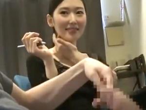 ◆盗撮/ハメ撮り◆完璧スタイル元モデルOLにセンズリ観賞⇒Hなおねだり！媚薬盛られ淫乱女に豹変！社内でこっそり激ハメ中ｗｗ