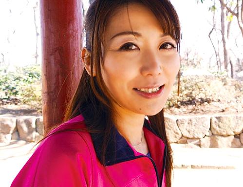 【熟女/寝取られ】息子の依頼でシングルマザーの母をナンパ＆NTR！「私でいいの？」欲求不満爆発させ他人棒の鬼突きに絶頂！