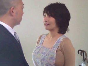 ◆近親相姦/寝取られ◆止まらない性欲！ムッチリ豊満奥様の純白の柔肌＆巨乳巨尻を晒し貪欲に他人棒ねだる白昼不倫情事！！