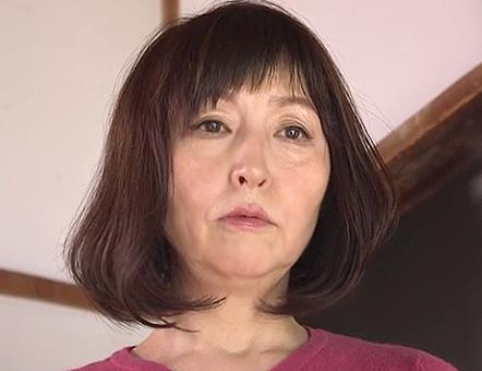 【六十路\母子相姦】自慰行為にふける毎日...息子に目撃され禁断のリビドー『あぁんっ！最高よぉ♡』白昼の変態親子の恥辱！