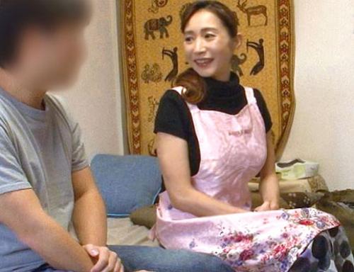 【五十路/隠し撮り】おばさんレンタルで無理矢理Hなおねだり！「私でいいのかしら？」熟練フェラのご奉仕➡騎乗位激パコ！