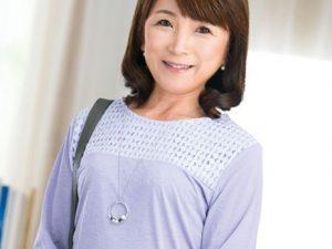 ◆五十路/初撮り◆純白美肌の清楚な妻がAVデビュー！笑顔がチャーミング♡照れながらも男優の凄テクに歓喜の喘ぎ声で絶頂イキ！
