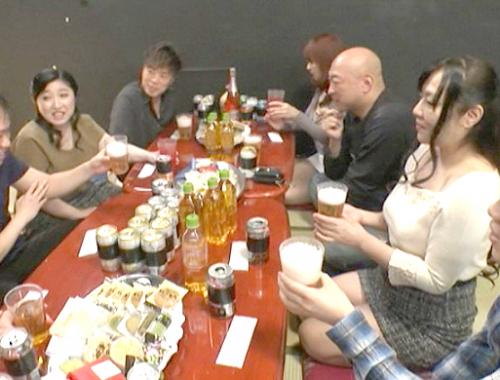 【五十路/企画】完熟バツイチ熟女が合コンで大はしゃぎｗ《SEX..大好き♡》むっちりデカ尻＆爆乳露出し乱交激パコ堪能中ｗ