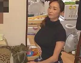 【盗撮/レンタル熟女】巨乳の色っぽい奥様が自宅訪問！『奥まで入ってるよぉ(汗』しっとり悶絶姿に思わず白昼NTR中！！