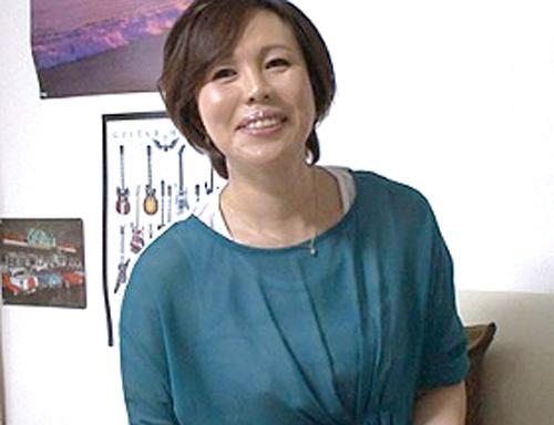 【五十路/熟女ナンパ】性欲旺盛なパート妻がイケメンに口説かれ大はしゃぎWW「おばさん好きなの？」ガンガン求め絶頂しまくり